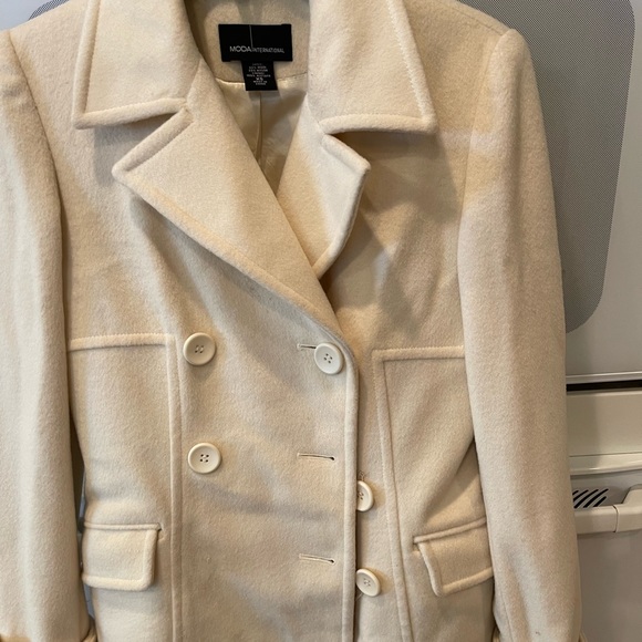 Moda International Cream Peacoat - Picture 2 of 9